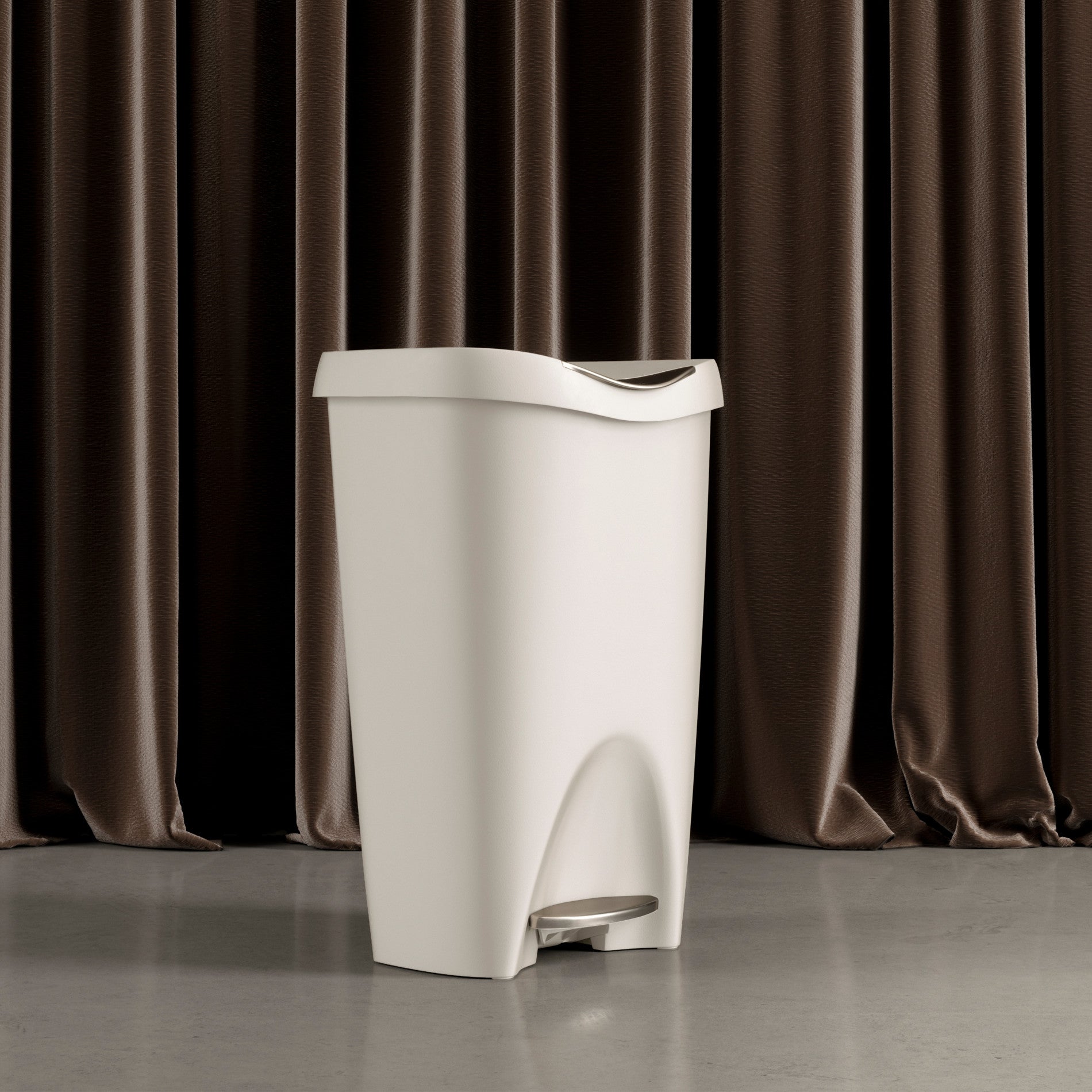 Brim Step On Trash Can - Image 4