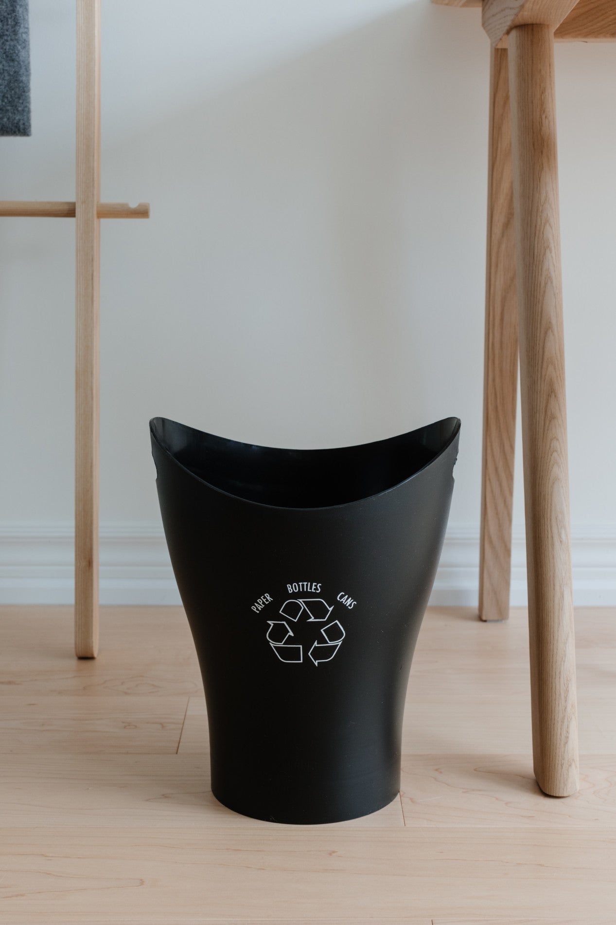 Garbino Trash Can - Image 4